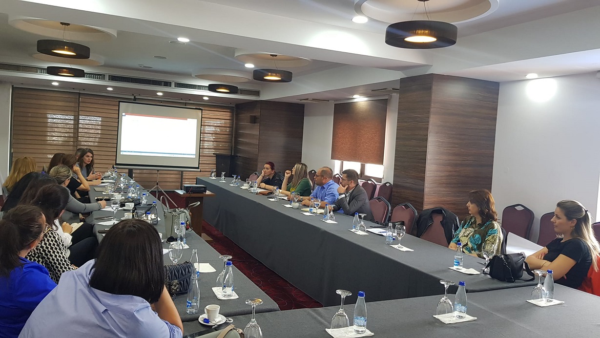 Agjencia për Barazi Gjinore/ZKM me iniciativë të Zyrtarës për Barazi Gjinore në Komunën e Fushë Kosovës znj. Lindita Dervisholli ka mbështetur mbajtjen e punëtorisë për Buxhetimin e Pëgjegjshëm Gjinor.